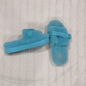 Ugg Fluffita Slide!